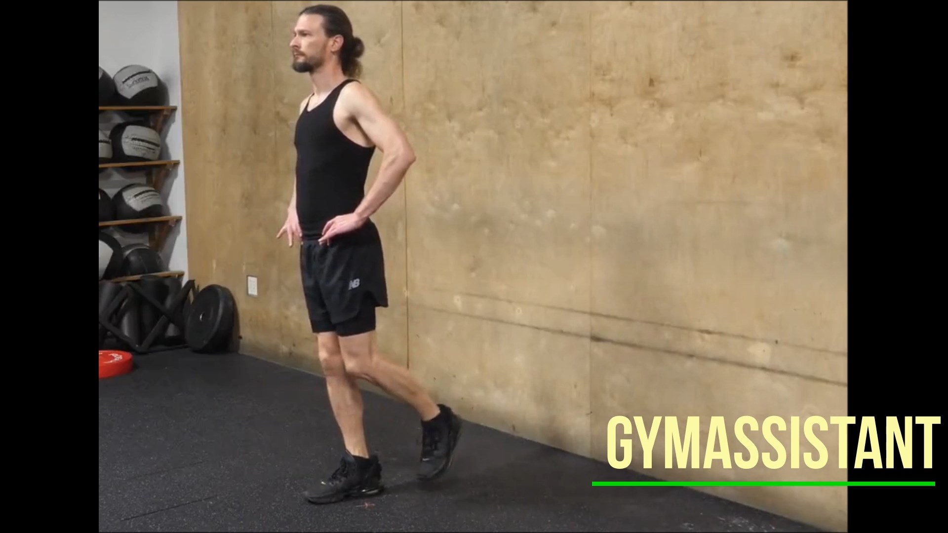 Bodyweight Standing Hamstring Curl/وزن بدن ایستاده همسترینگ 