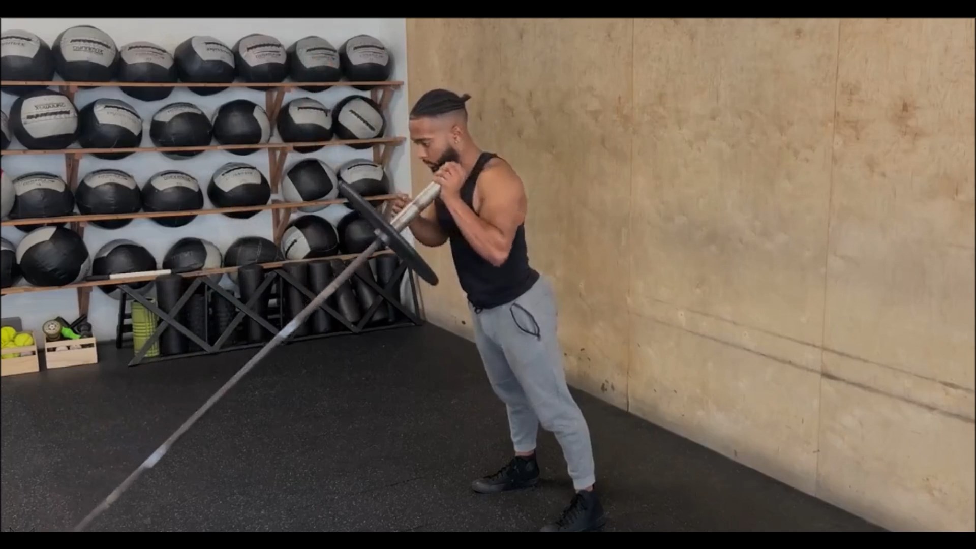 Landmine Alternating Single Arm Press/ پرس سرشانه لندماین تناوبی