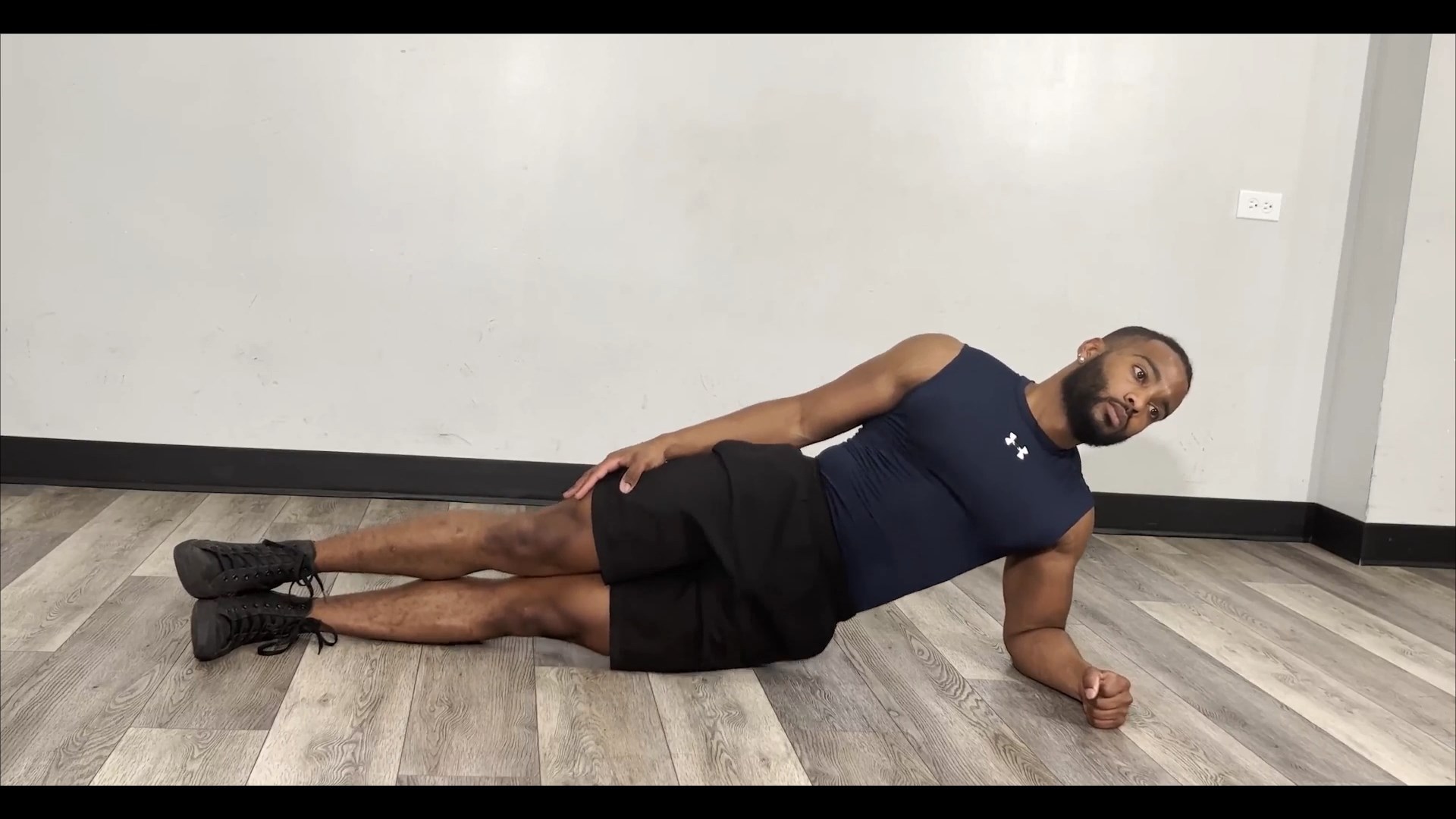 Side Plank Up Down/پلانک از بغل بالا پایین
