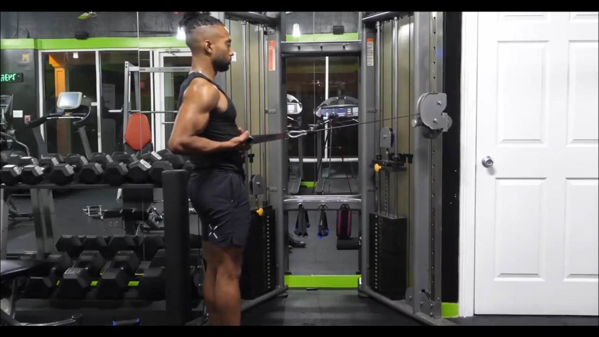 Cable Single Arm Underhand Grip Row/  سیمکش از روبه رو مچ برعکس