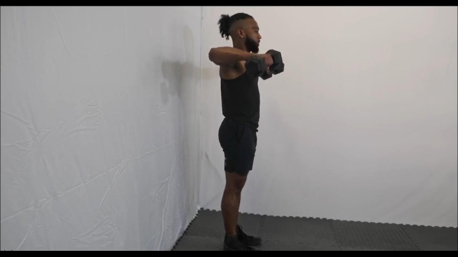 Dumbbell Bent Arm Lateral Raise/ نشر جانب دمبل با بازوی خم شده (نشر بغل دمبل بنت ارم)