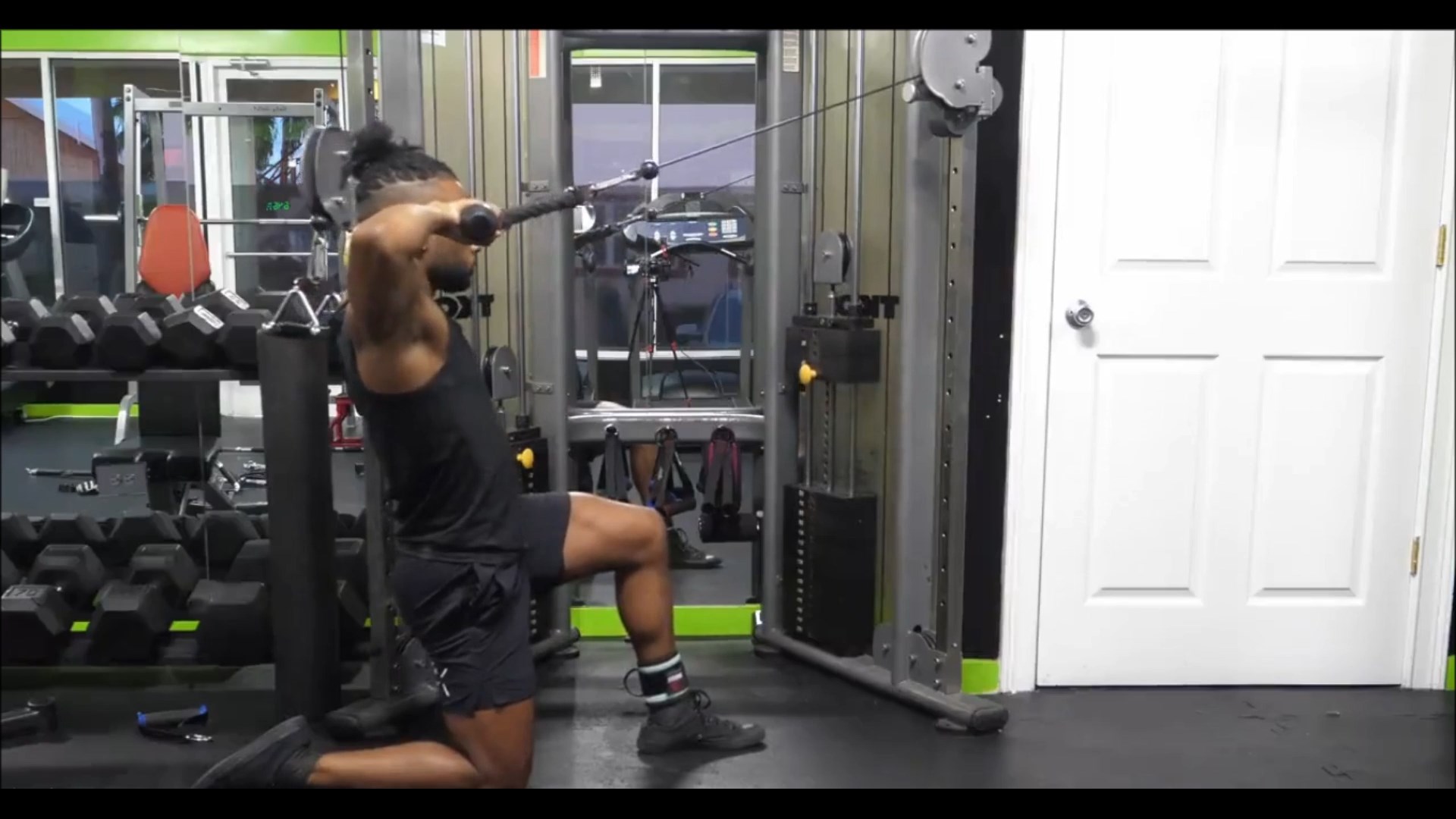 Cable Rope Kneeling Face Pull/فیس پول طناب زانوزده