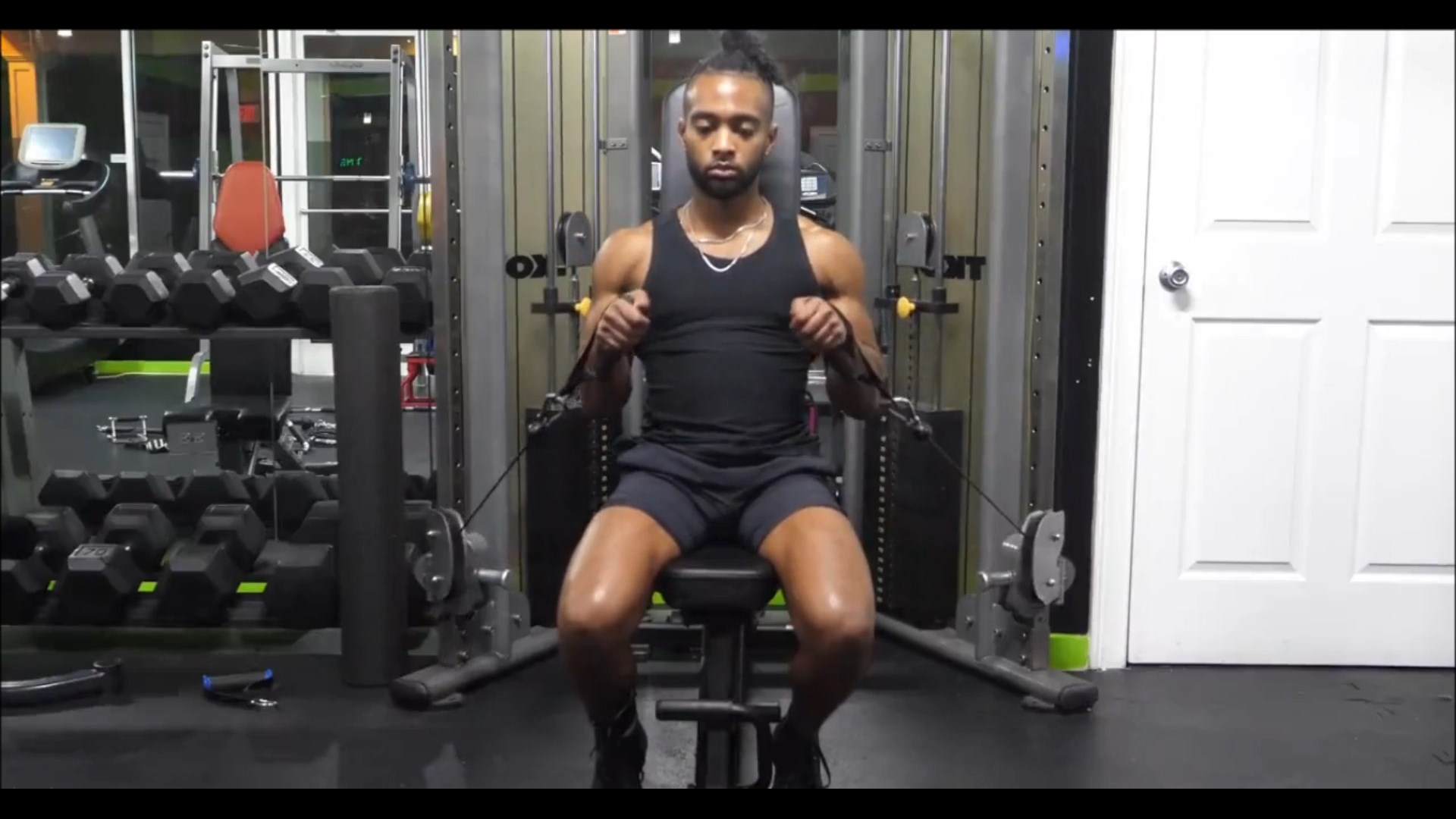 Cable Seated Bayesian Hammer Curl/ جلو بازو سیمکش چکشی نشسته