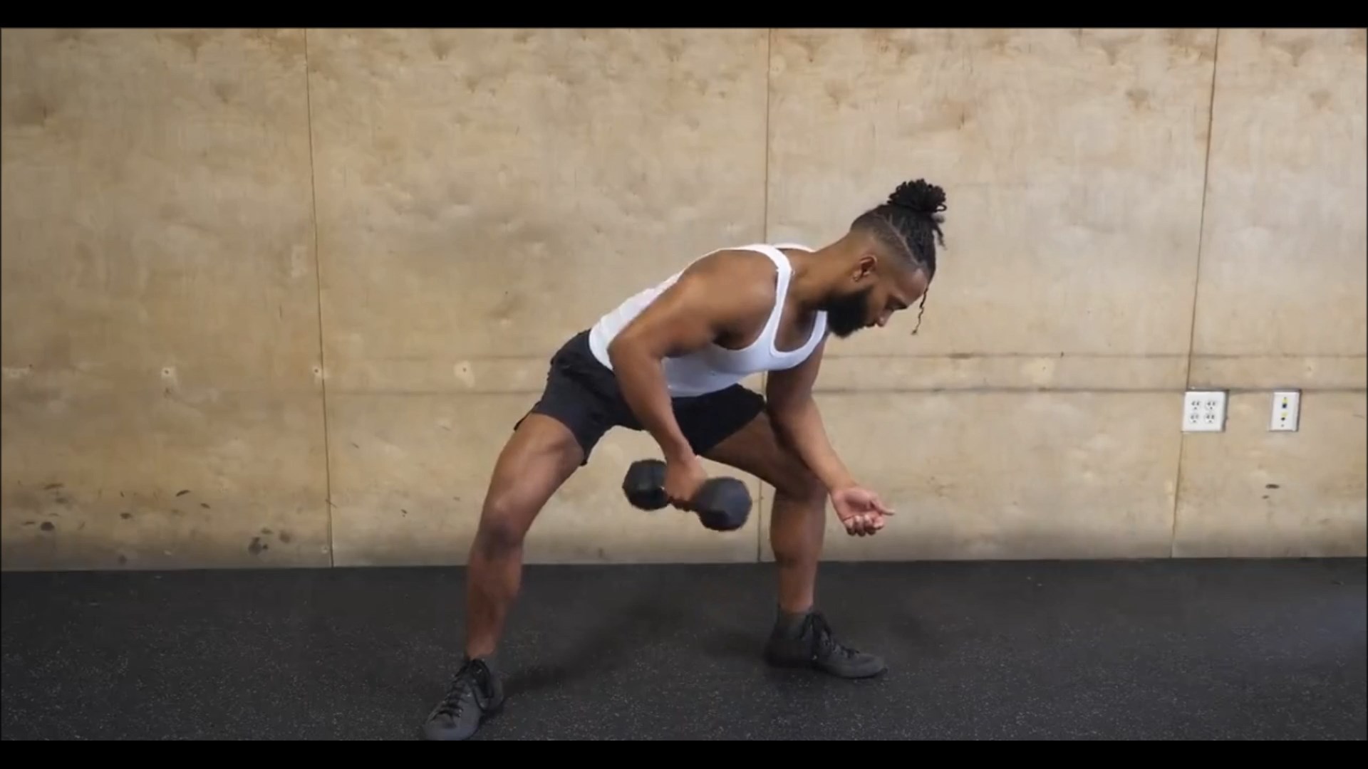 Dumbbell Knee Lawnmower Row/زیر بغل دمبل روی زانو چرخشی